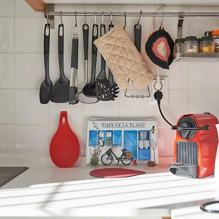 Lägenhet Haven - By The Metro With Ac Lisboa